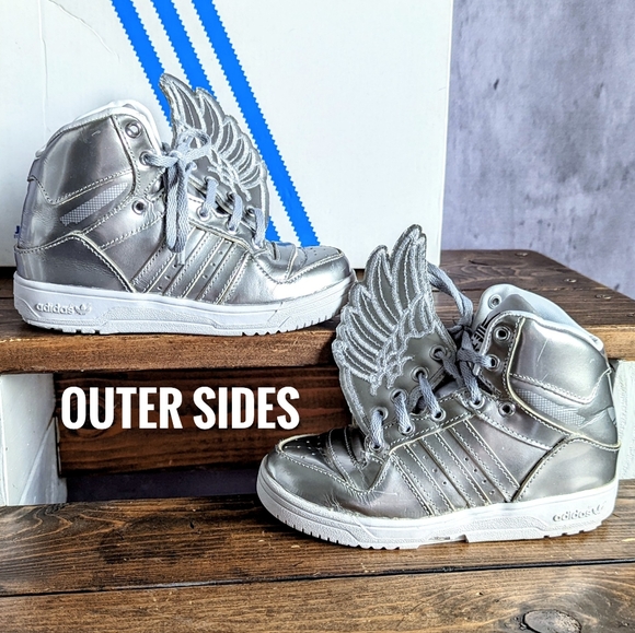 Adidas x Jeremy Scott Wings Metal Model sneakers in Silver, size 9 toddler - Picture 6 of 14